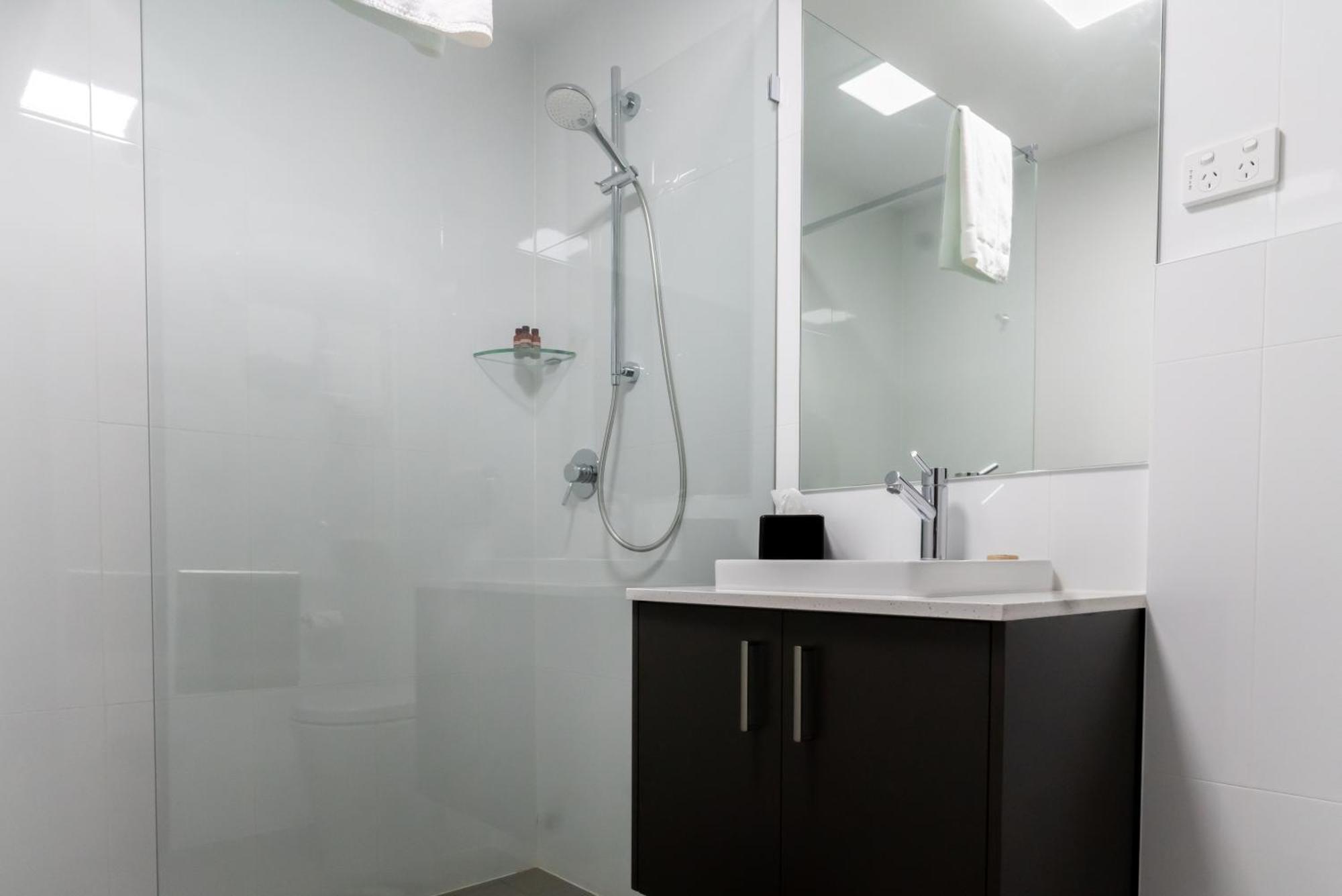 Coniston Hotel Wollongong Ruang foto