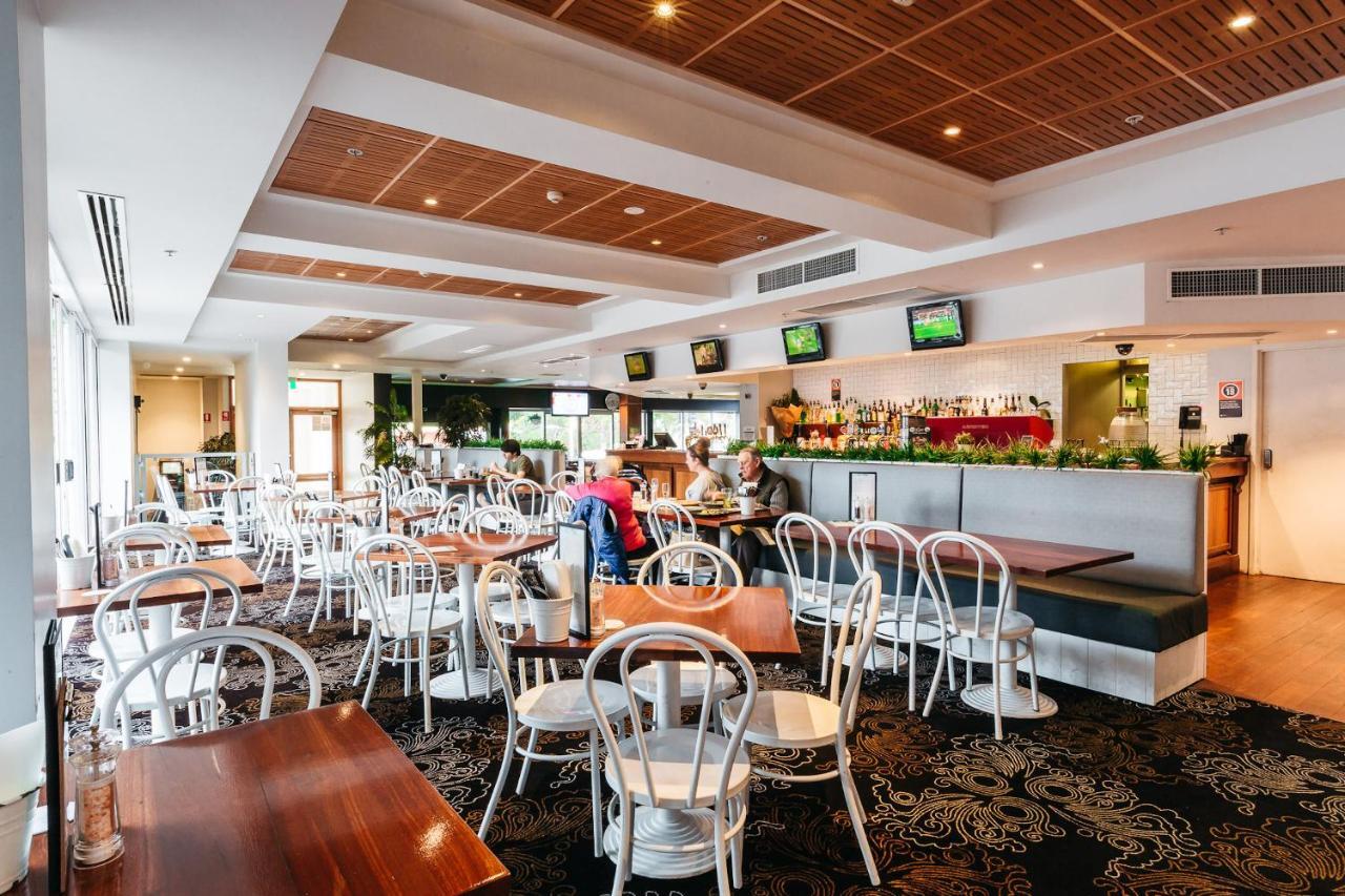 Coniston Hotel Wollongong Bagian luar foto