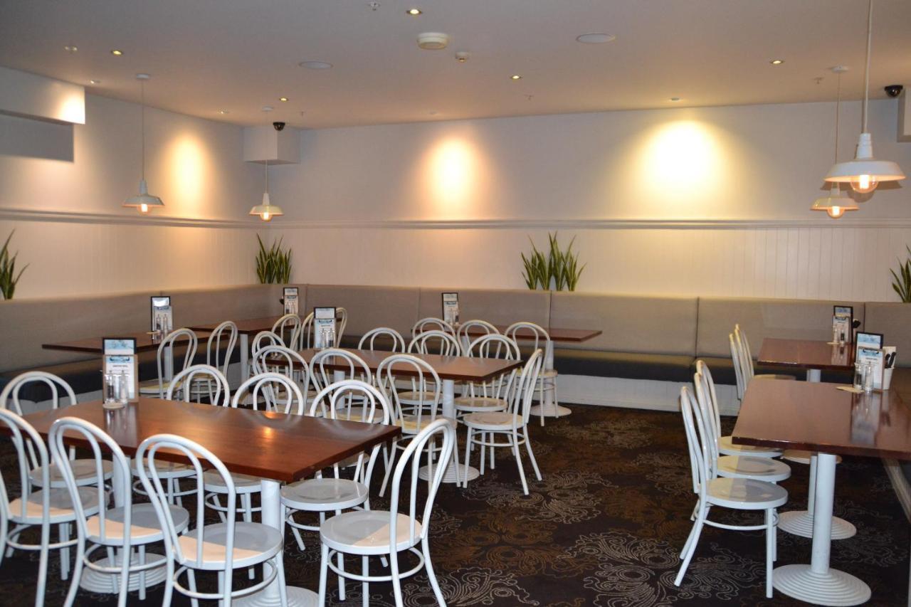 Coniston Hotel Wollongong Bagian luar foto